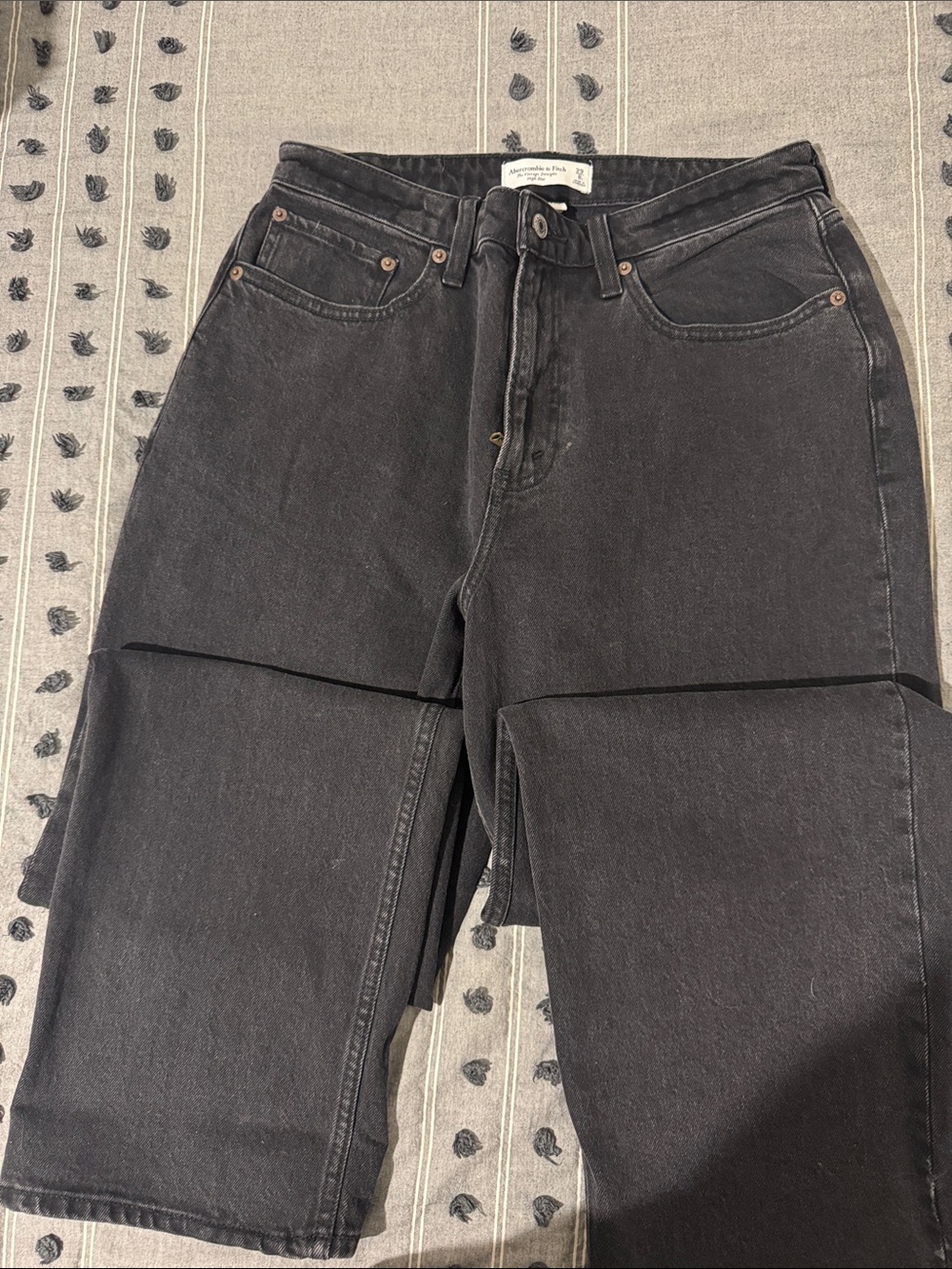 Abercrombie & Fitch Black High-Rise Wide-Leg Jeans